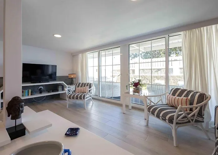 Holiday home Seafront With Jacuzzi *