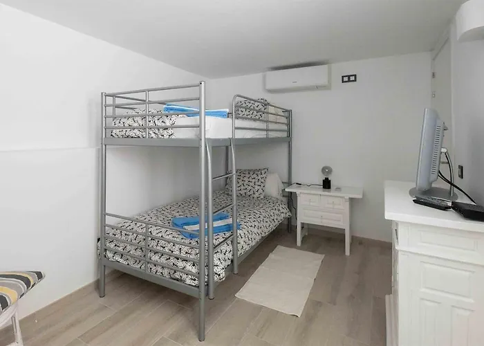 Seafront With Jacuzzi